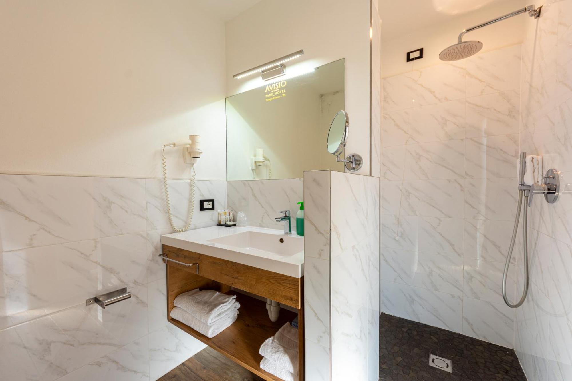 Park Hotel Avisio โซรากา ภายนอก รูปภาพ